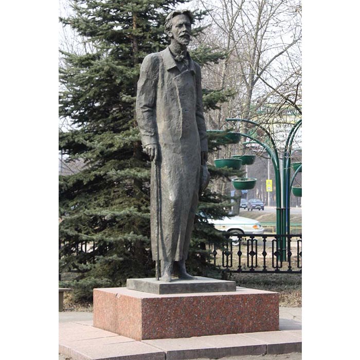 Памятник в г. Чехов