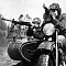 Пулеметчики на мотоциклах ТИЗ-АМ-600 во время Великой Отечественной войны.