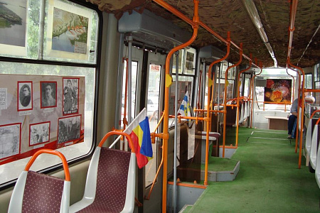 Трамвай-музей. Фотография 2014 г.